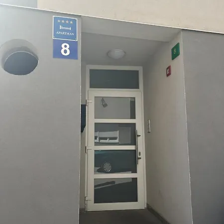 Apartment Dana Near Center With Free Parking